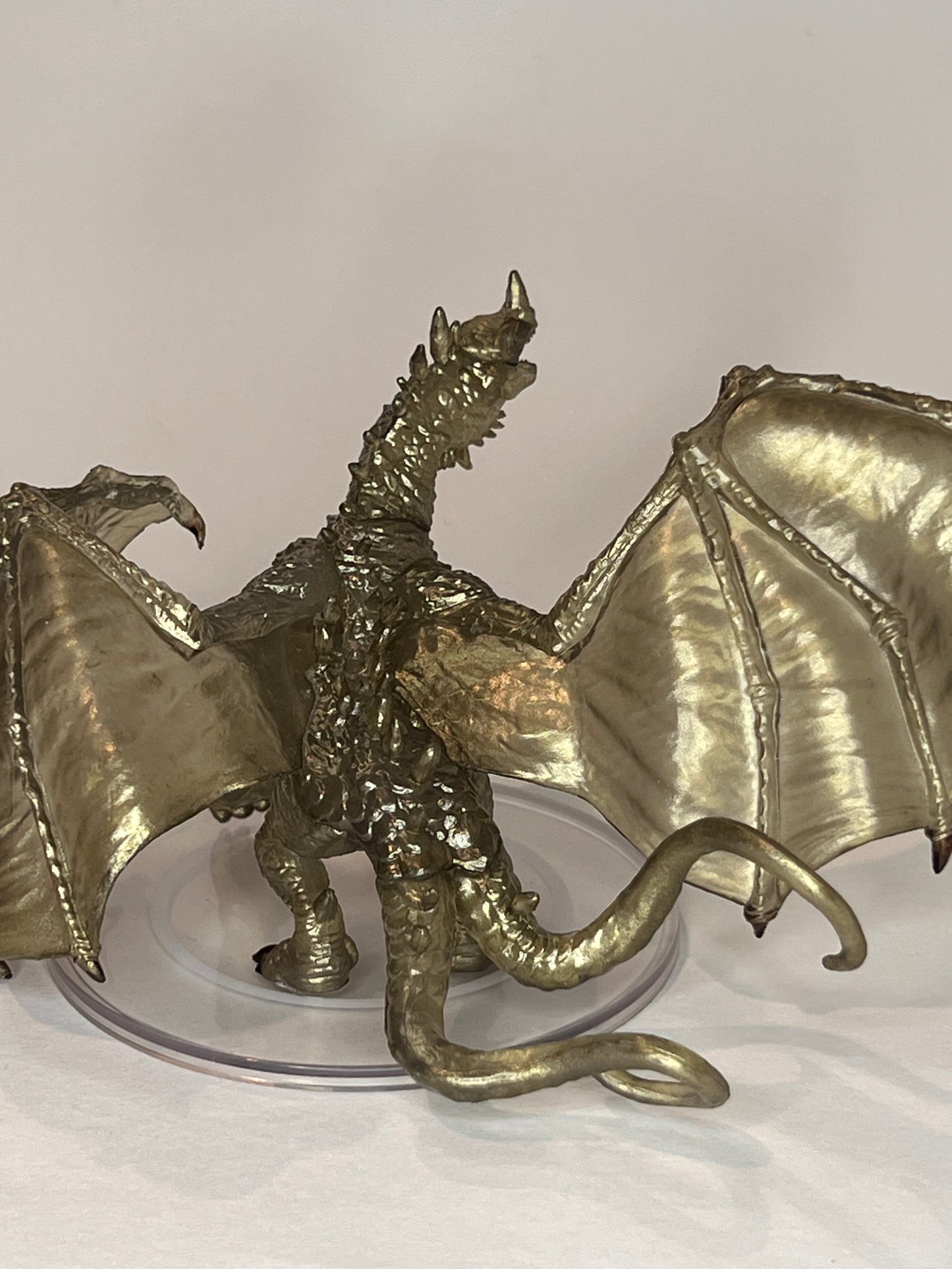 Young Crystal Dragon - Fizban's Treasury of Dragons 27/46
